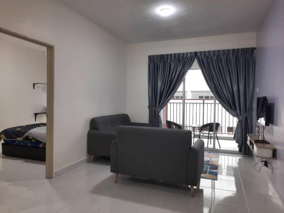 Bc Homestay @ Emerald Avenue Apartment, Бринчанг Экстерьер фото